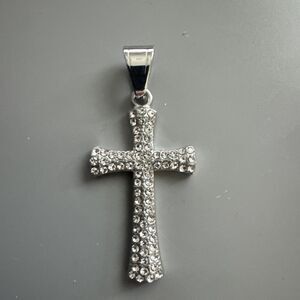 Cubic Zirconia Stainless Steel Cross Pendant Studded 24 Inch Necklace Chain
